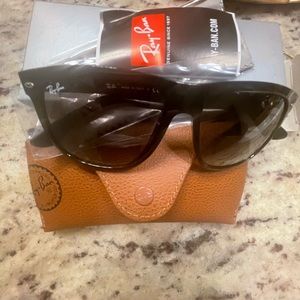 Rayban 4147 black/gradient grey